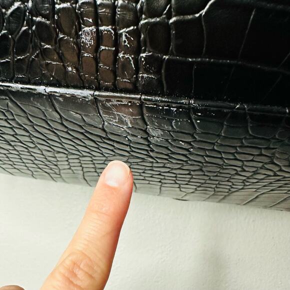 Unbranded Black Crocodile Patterned Genuine Leather Shoulder Straps Tote Bag - Picture 11 of 11